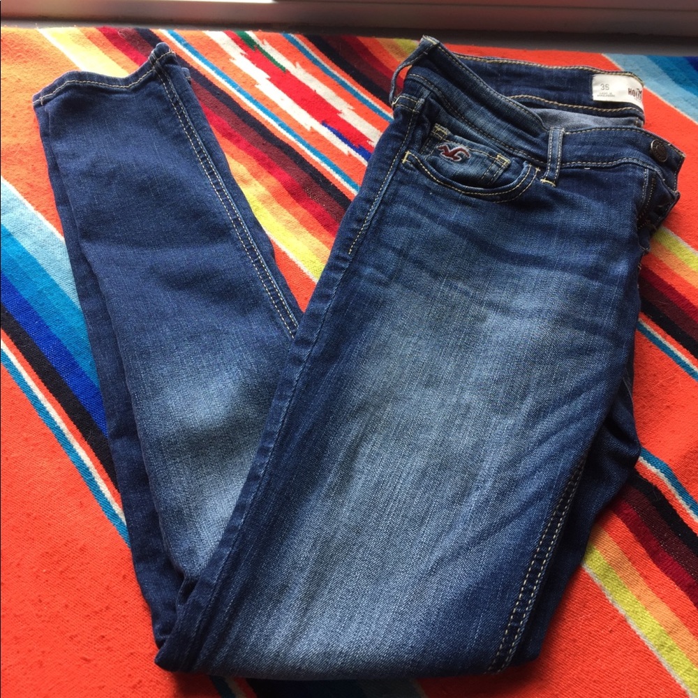 Hollister Medium Wash Jeans